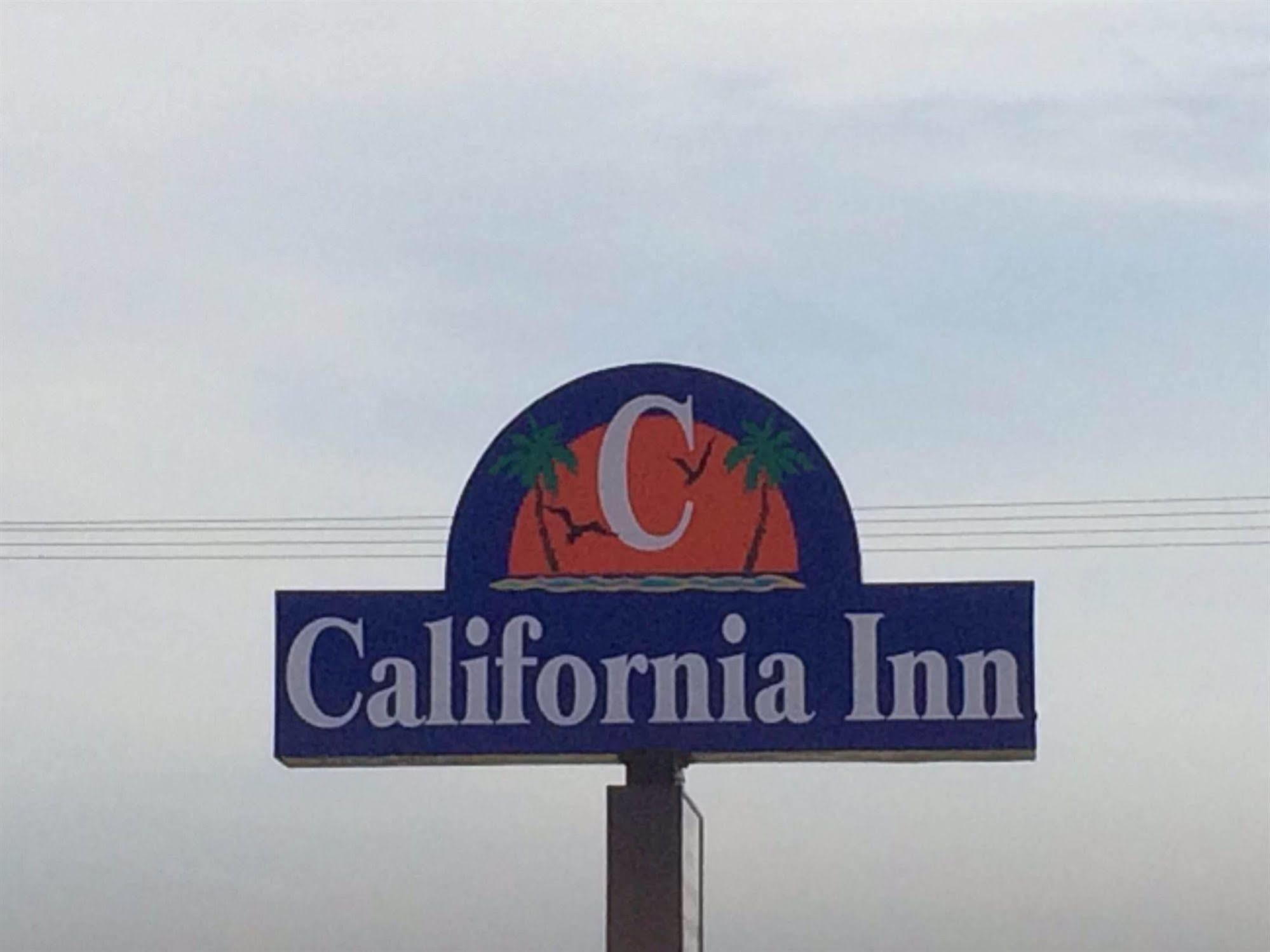 California Inn Hotel And Suites Adelanto Us 395 Exterior photo